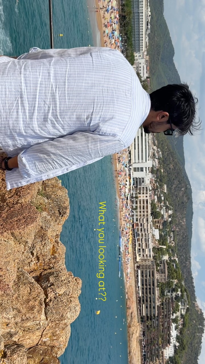 Instagram post from @escapewithyash